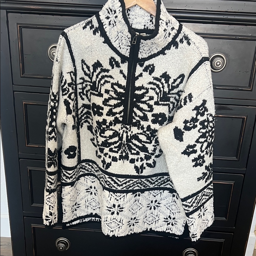 Stunning Anthropologie Black and White Moth Sweater with zip